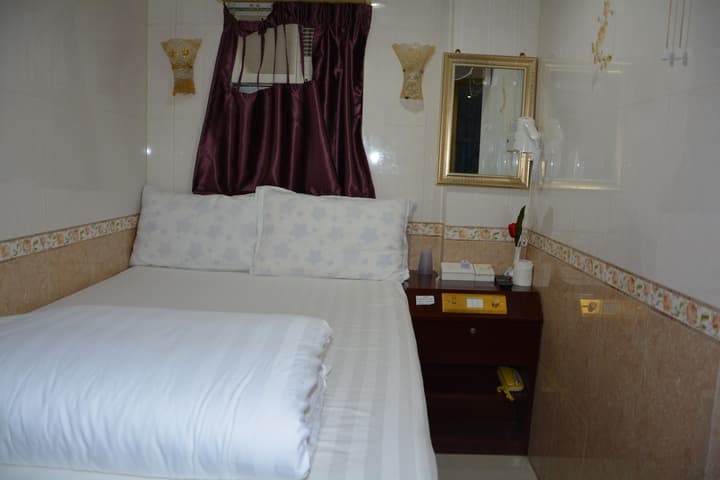 Everest Guest House