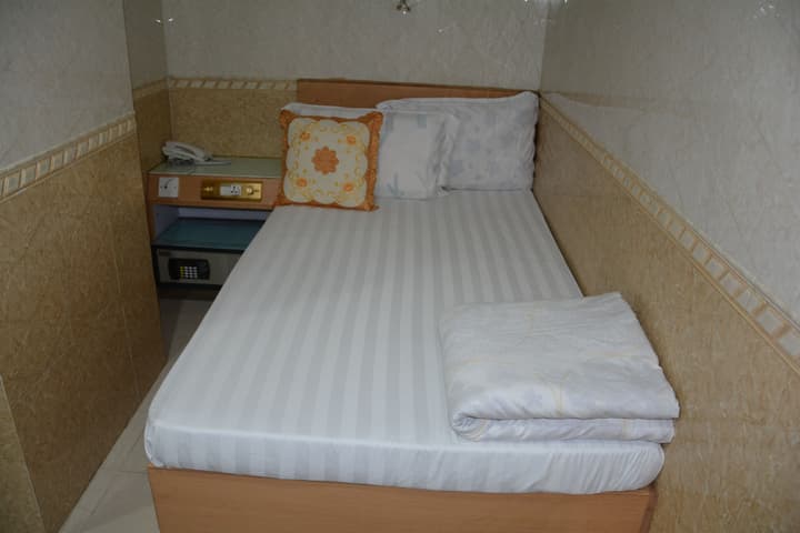 Everest Guest House
