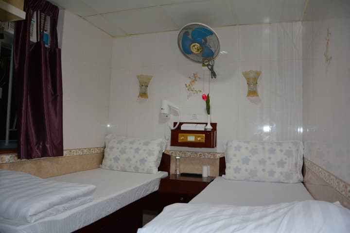 Everest Guest House