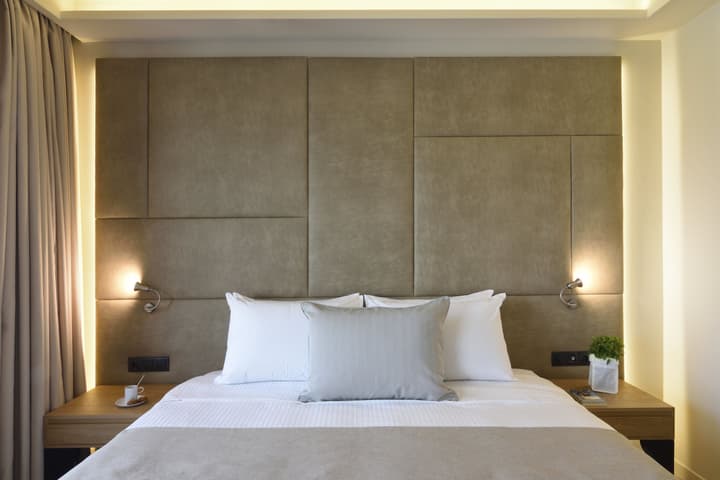 Athens Avenue Hotel