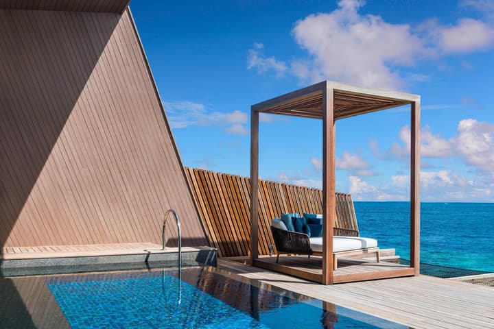 The St. Regis Maldives Vommuli Resort