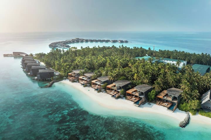 The St. Regis Maldives Vommuli Resort