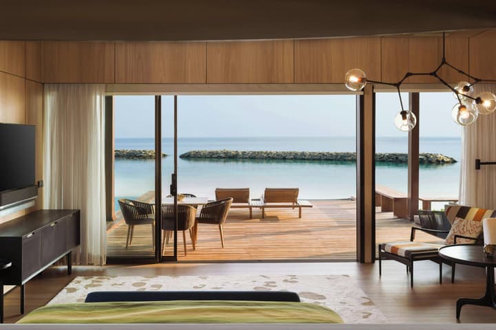 The St. Regis Maldives Vommuli Resort