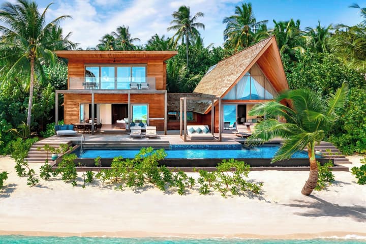The St. Regis Maldives Vommuli Resort