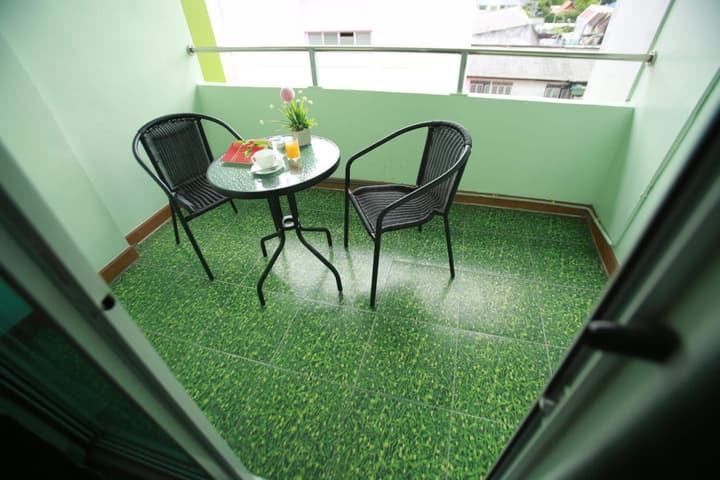 Lucky Green View