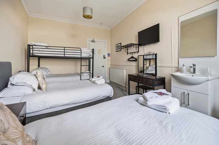 Corran House Guest House