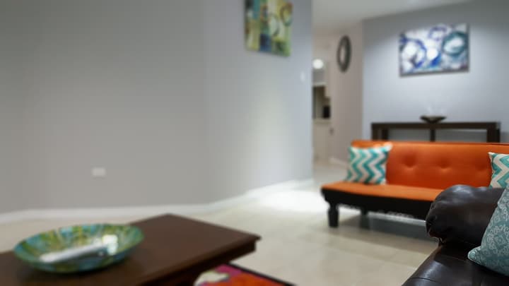 New Kingston Guest Apartment at Donhead