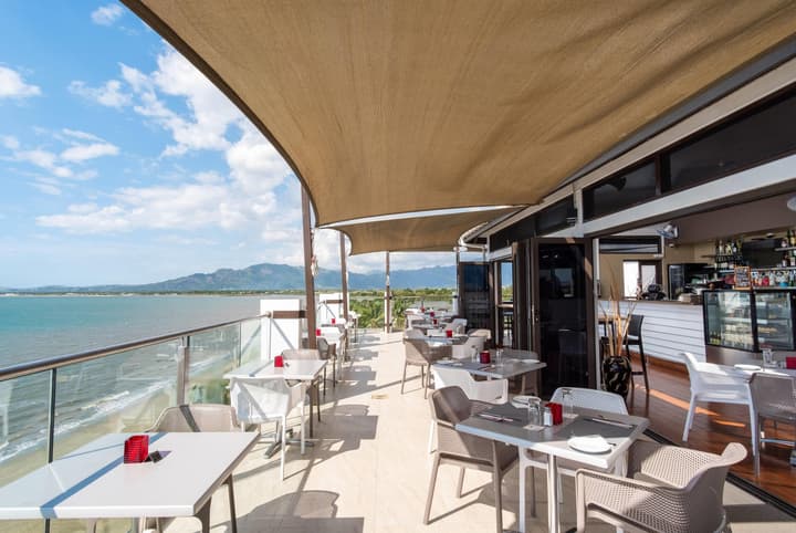 Ramada Suites by Wyndham Wailoaloa Beach Fiji