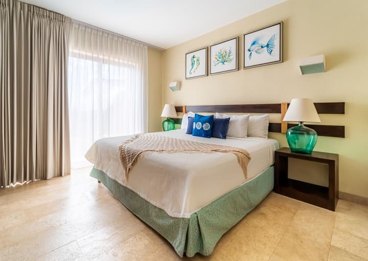Grand Marina Hotel