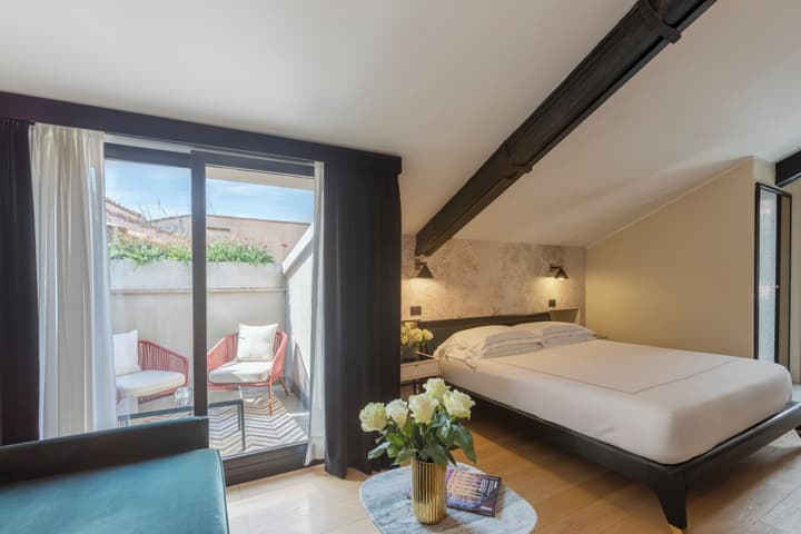 Roma Luxus Hotel