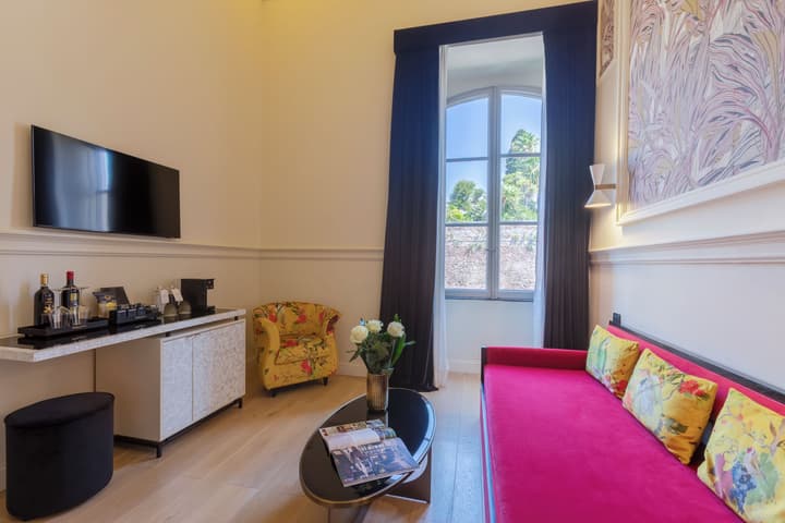 Roma Luxus Hotel