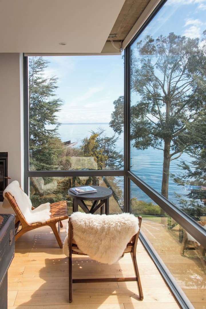 Hotel AWA Puerto Varas