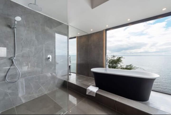 Hotel AWA Puerto Varas