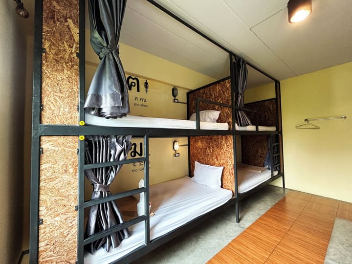 Hide Bangkok Hostel