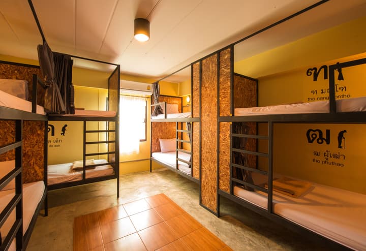 Hide Bangkok Hostel
