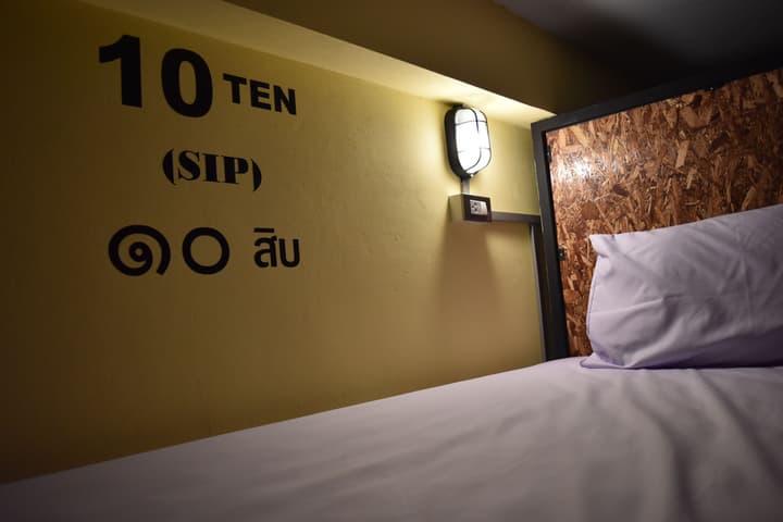 Hide Bangkok Hostel
