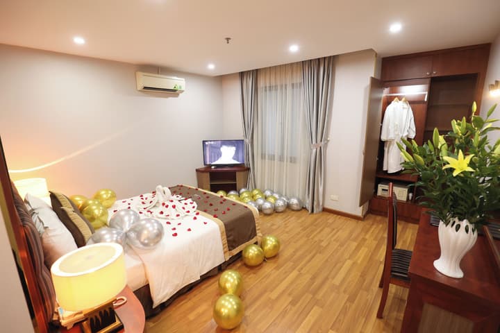 Gallant Hotel