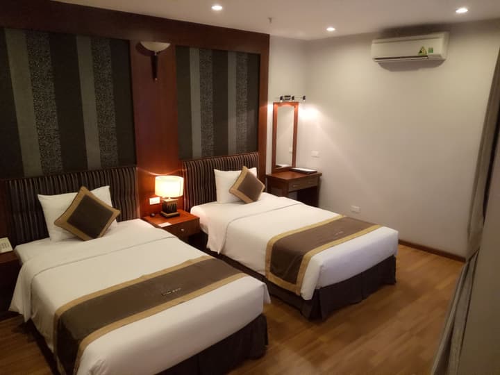 Gallant Hotel