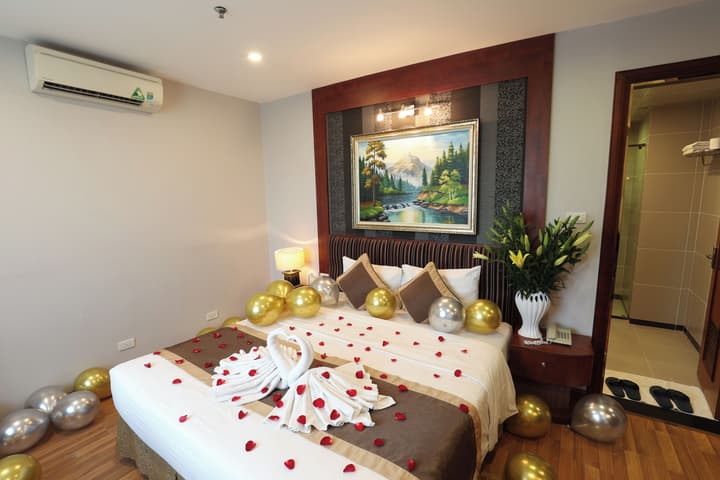Gallant Hotel