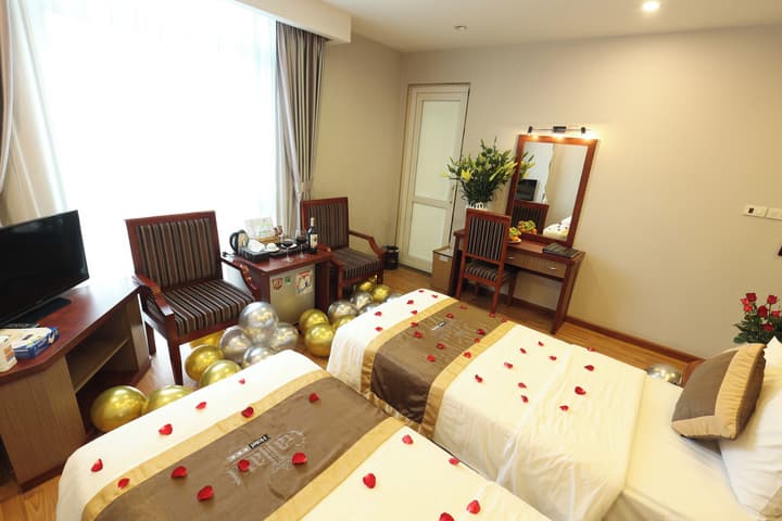 Gallant Hotel