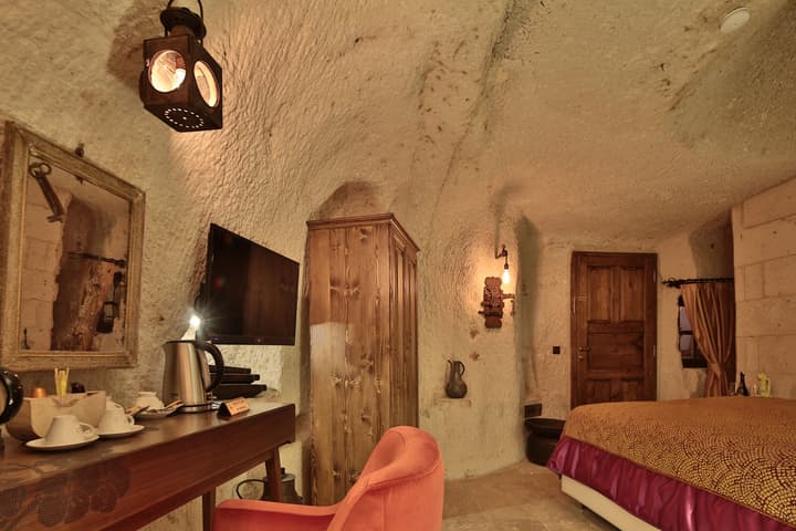 The Owl Cave Hotel