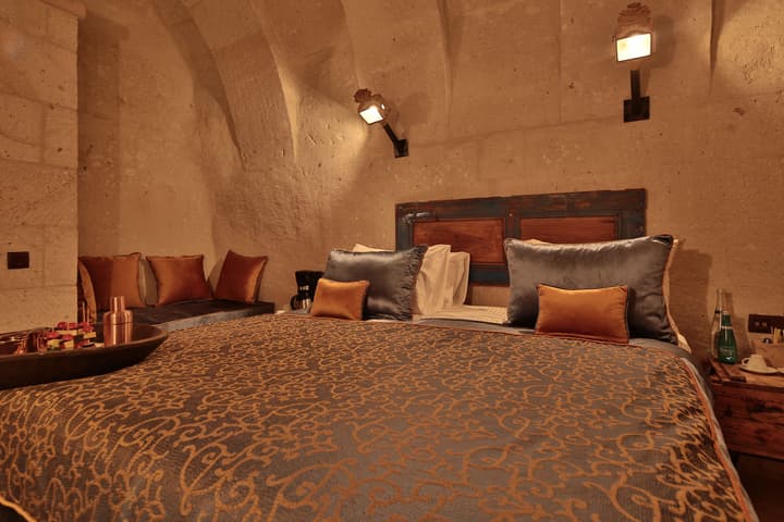 The Owl Cave Hotel