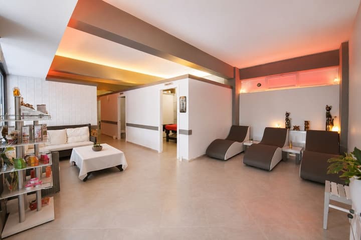 Tripolis Hotel