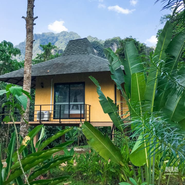 Anurak Community Lodge