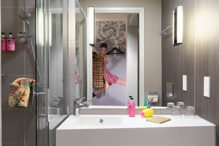 Moxy Aberdeen Airport