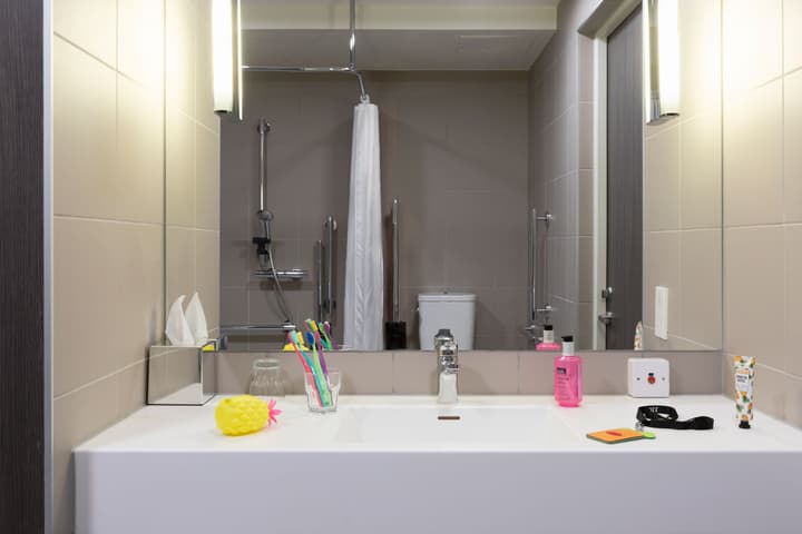 Moxy Aberdeen Airport