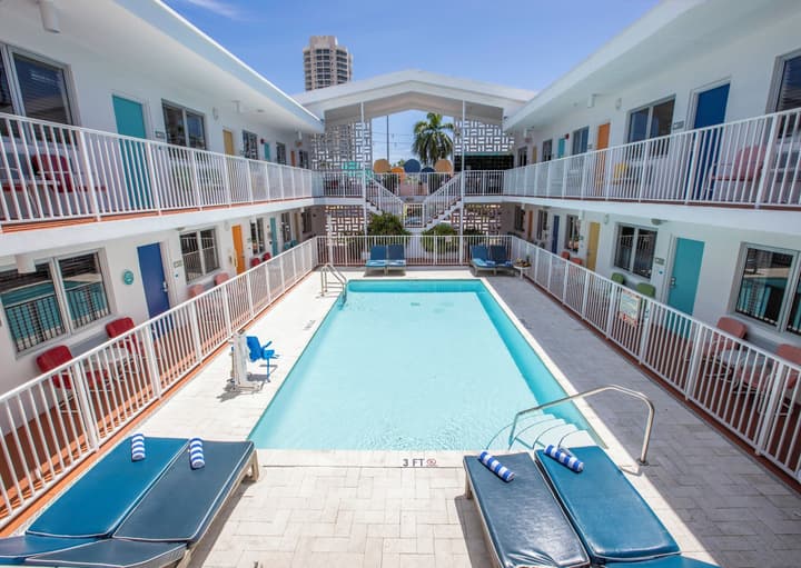 Waterside Hotel and Suites