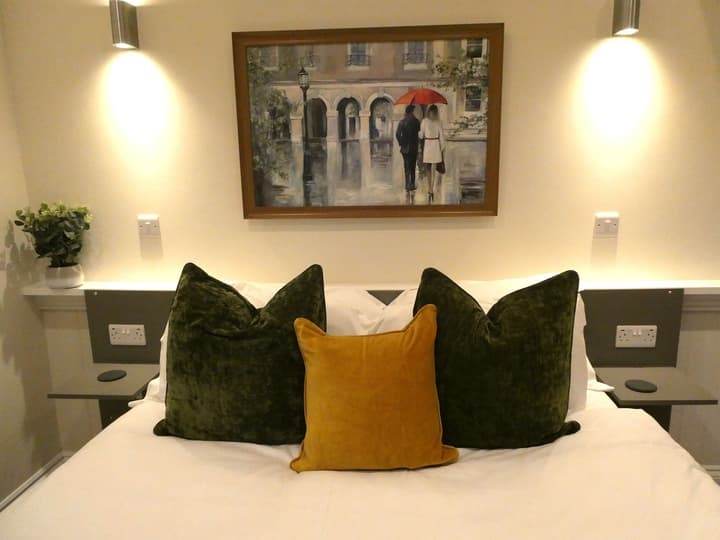 The Frocester