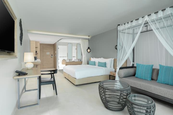 AtEase Phuket Patong