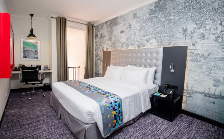 Fairway Colombo - Sri Lanka's First Hotel With Robot Technology