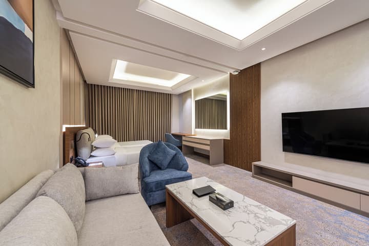 Voyage Hotel