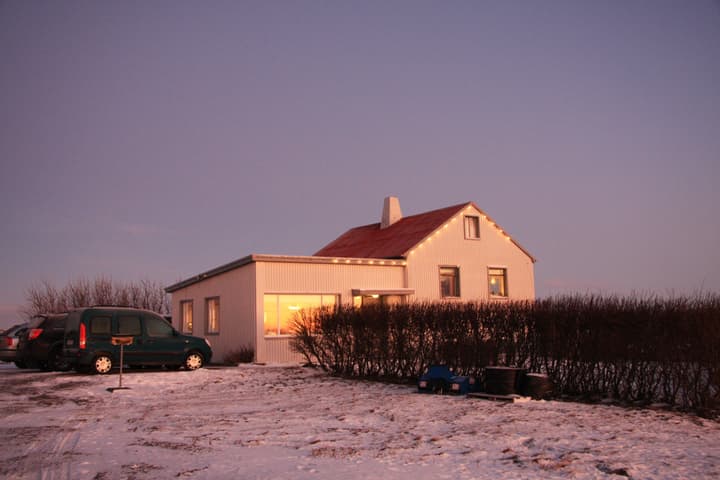 Lækjarkot Rooms and Cottages with Kitchen