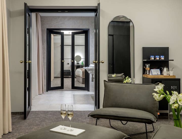 Artagonist Art Hotel