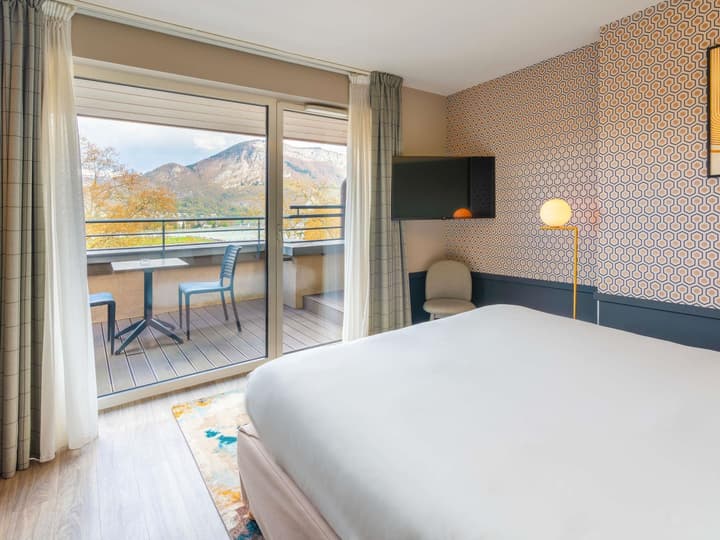 Splendid Hotel Lac d'Annecy - Handwritten Collection
