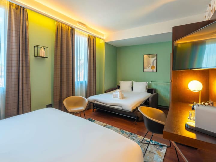 Splendid Hotel Lac d'Annecy - Handwritten Collection