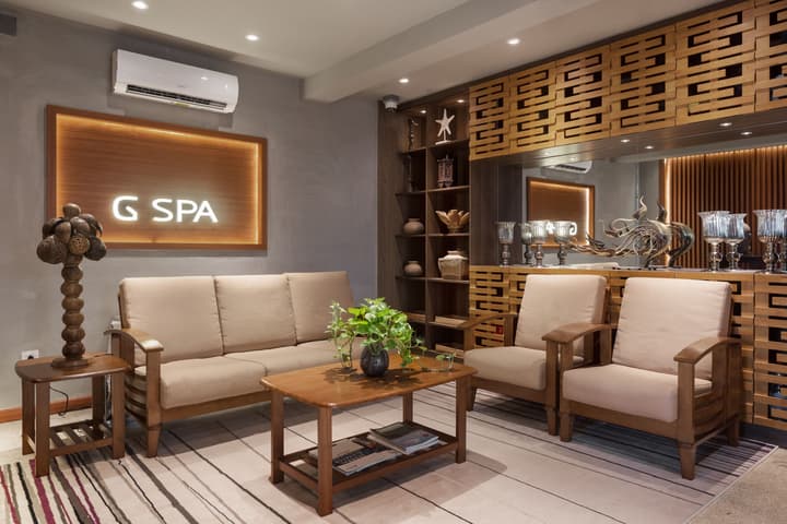 Clover Hotel Monivong