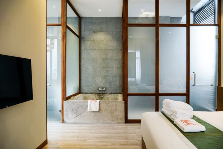 Clover Hotel Monivong