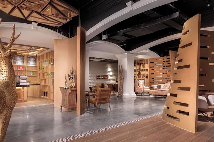Clover Hotel Monivong