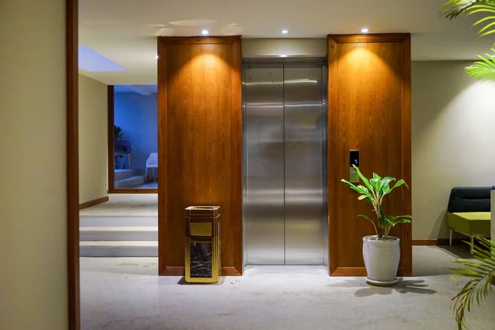 Clover Hotel Monivong