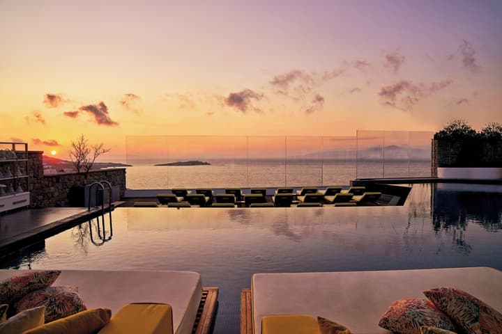 Myconian Korali Relais & Chateaux