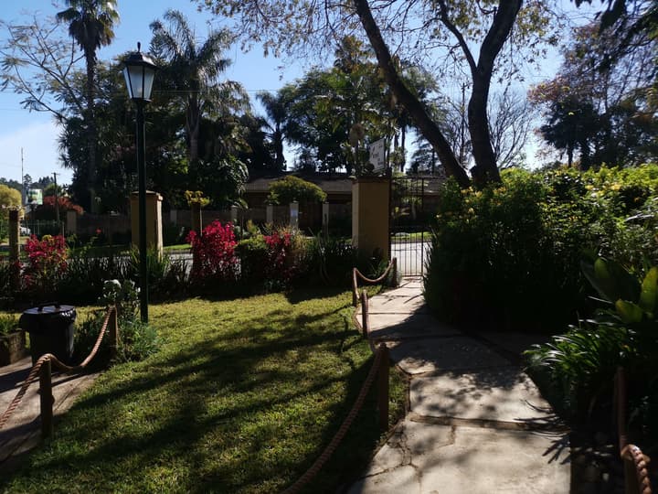 Autumn Breeze Manor