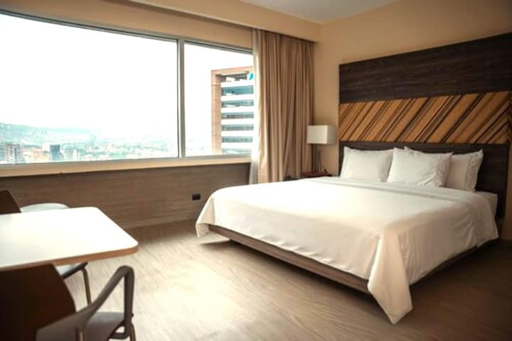 V Grand Hotel, a member of Radisson Individuals