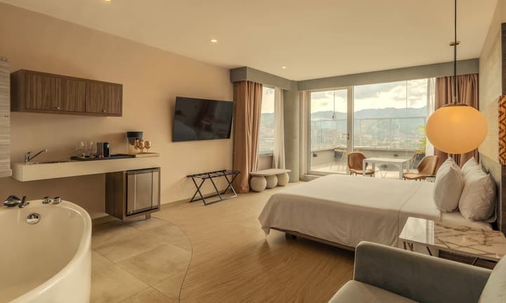 V Grand Hotel, a member of Radisson Individuals