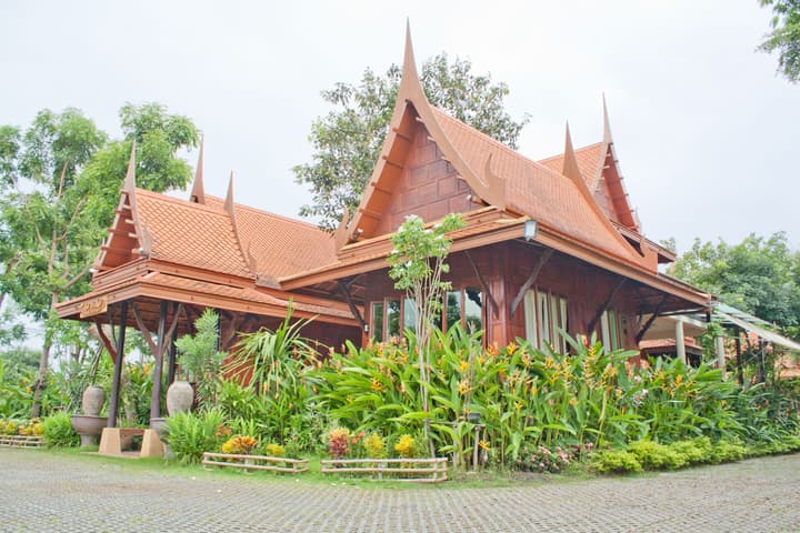 Ayodhara Village