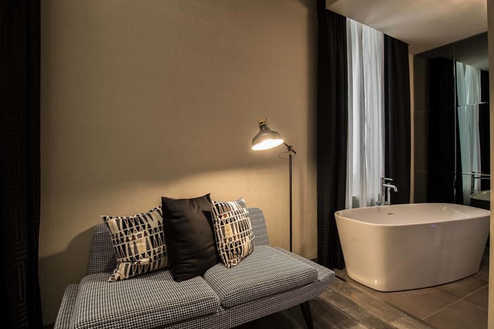 Colonna Suite del Corso
