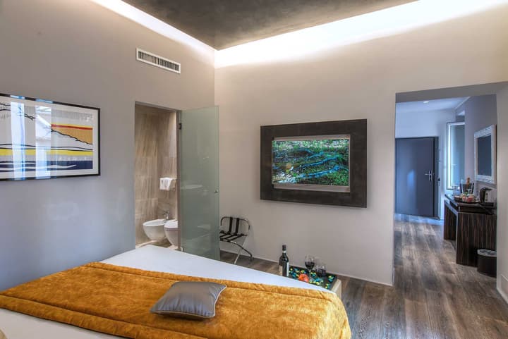Colonna Suite del Corso